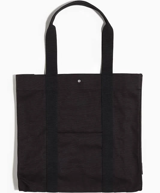 bag H&M Men's Canvas Shopper H&M $39.99