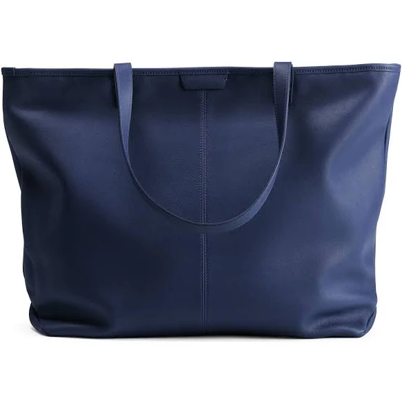 bag Leatherology Large Zippered Downtown Tote with Wristlet Leatherology $265