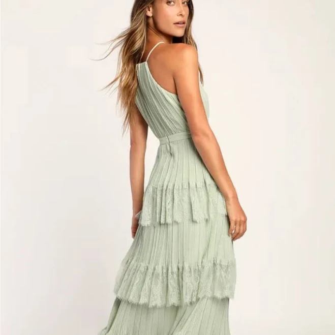 dress Lulus Pleated Tiered Lace Maxi Dress Poshmark $45
