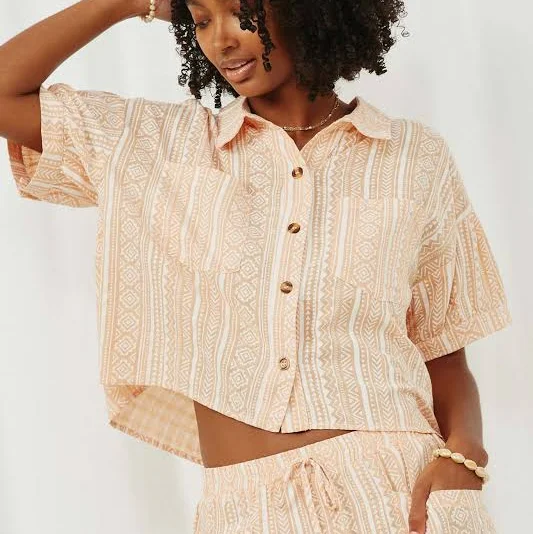 top Sophie & Hailee Women's Geometric Short Sleeve Dress Shirt Sophie & Hailee $31
