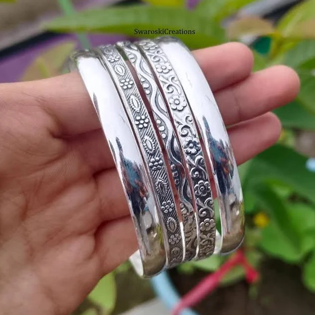 accessory Sterling Silver Stacking Bangles (Set of 5) Etsy - SwaroskiCreations $18.37