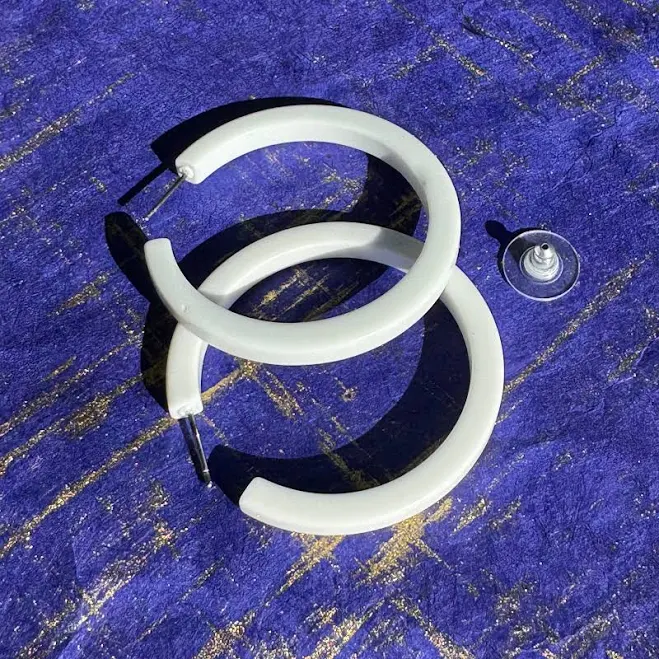 accessory Vintage Mondo Hoop Earrings Leetie Lovendale $24