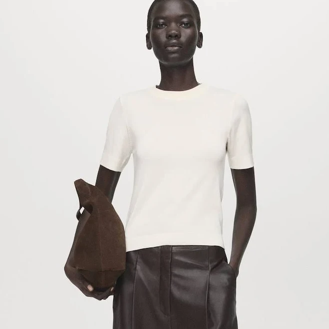 top Woman MANGO Short-sleeved fine-knit sweater shop.mango.com $45.99