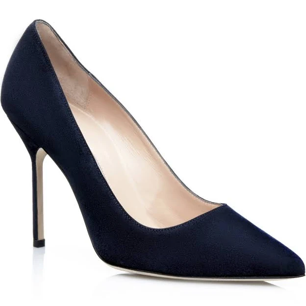 shoes Women's Manolo Blahnik Bb Navy Suede Pointed Toe Pumps Manolo Blahnik $895