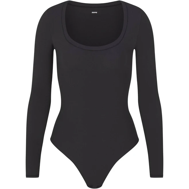 top Women's Skims Long Sleeve Scoop Bodysuit Onyx Black SKIMS $46