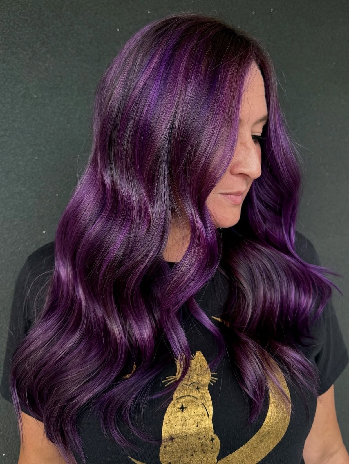 Vibrant Deep Violet Shoulder Length — Purple Hair Color Styles