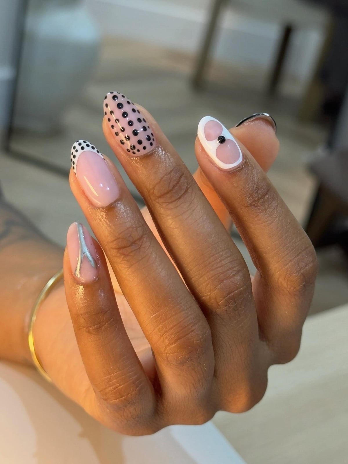 Short Almond Nails With Mixed Nail Art Short Almond Nails With Mixed Nail Art — Simple Almond Nails