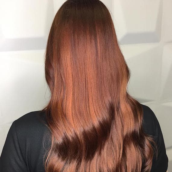 Mid-Back Waves With Auburn Balayage And Face-Framing, Close-Up Take — Simple Auburn Balayage