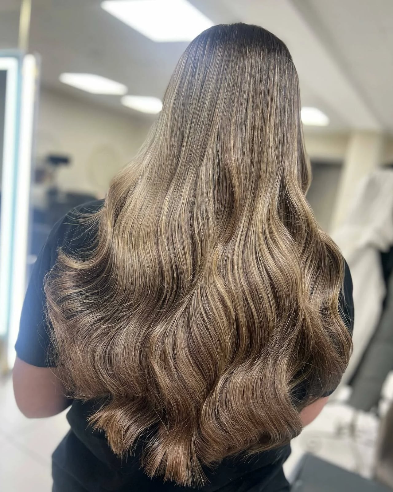 Long Layered Wavy Blonde Hair Long Layered Wavy Blonde Hair — Simple Back Haircuts