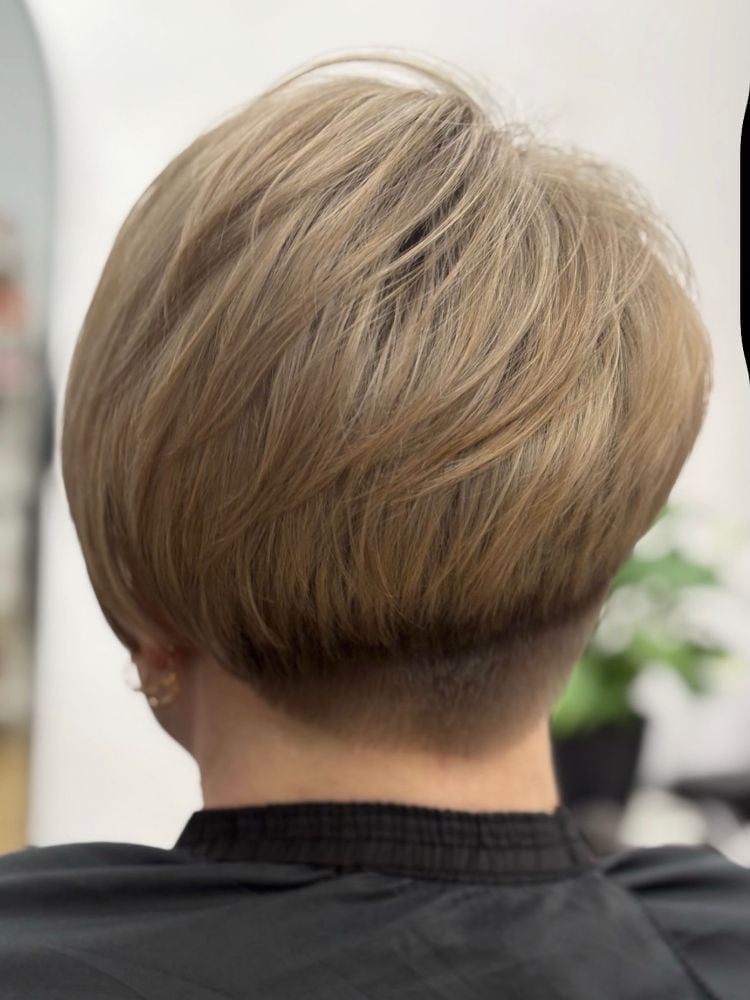 Stacked Ash Blonde Collarbone Bob, Straight Stacked Ash Blonde Collarbone Bob, Straight — Simple Back Haircuts