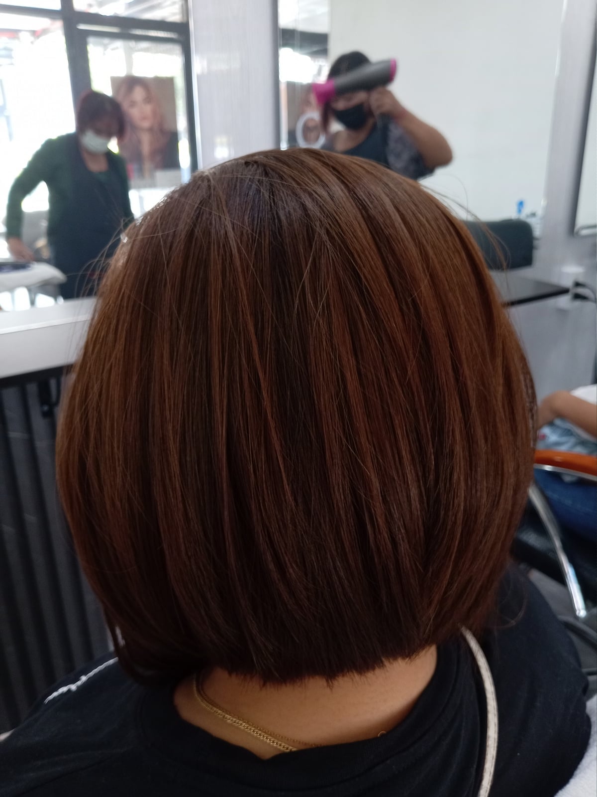 Medium Brown Blunt Collarbone Bob Medium Brown Blunt Collarbone Bob — Simple Back Haircuts