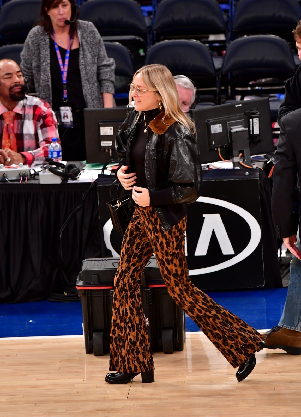 Leather Jacket with Leopard Trousers Leather Jacket with Leopard Trousers — Simple Basketball Game Outfits