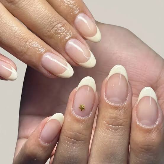 Gold Star Charm Soft Nude French Nails Gold Star Charm Soft Nude French Nails — Simple Birthday Nails