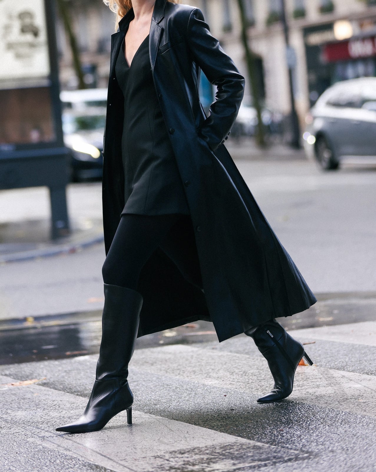 Black Boots With A Longline Coat And Fitted Dress Black Boots With A Longline Coat And Fitted Dress — Simple Black Boots Outfit
