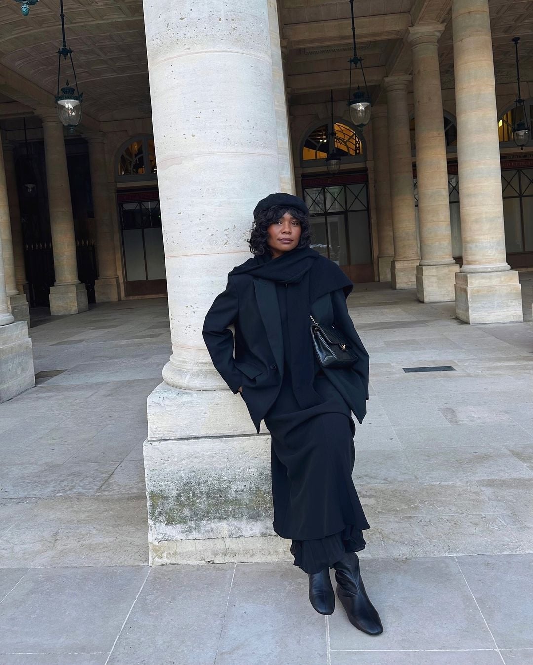 Black Boots With A Relaxed Dress And Longline Coat and Wool Blend Black Boots With A Relaxed Dress And Longline Coat and Wool Blend — Simple Black Boots Outfit