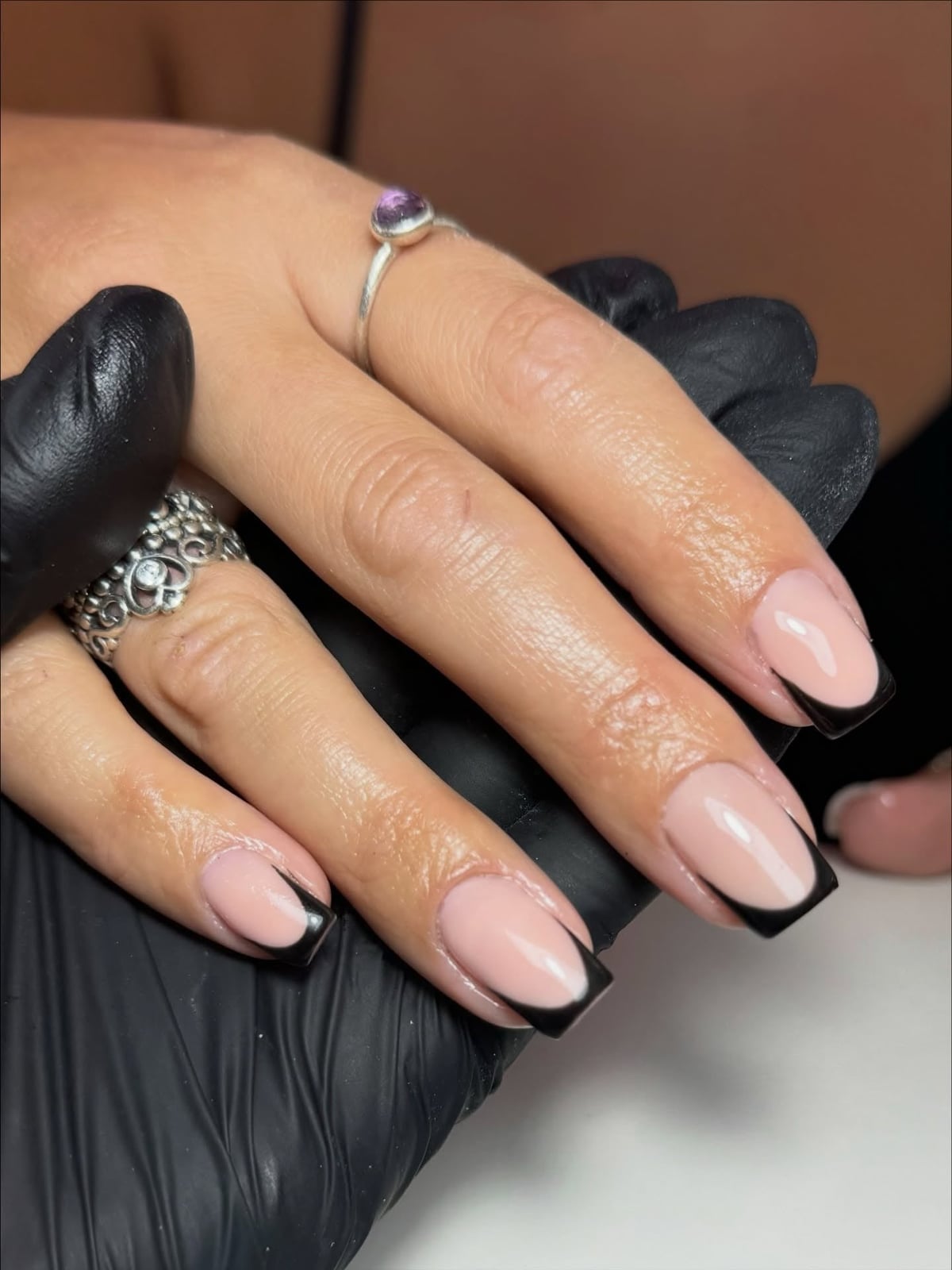 Short Oval Thin Black French — Simple Black French Nails