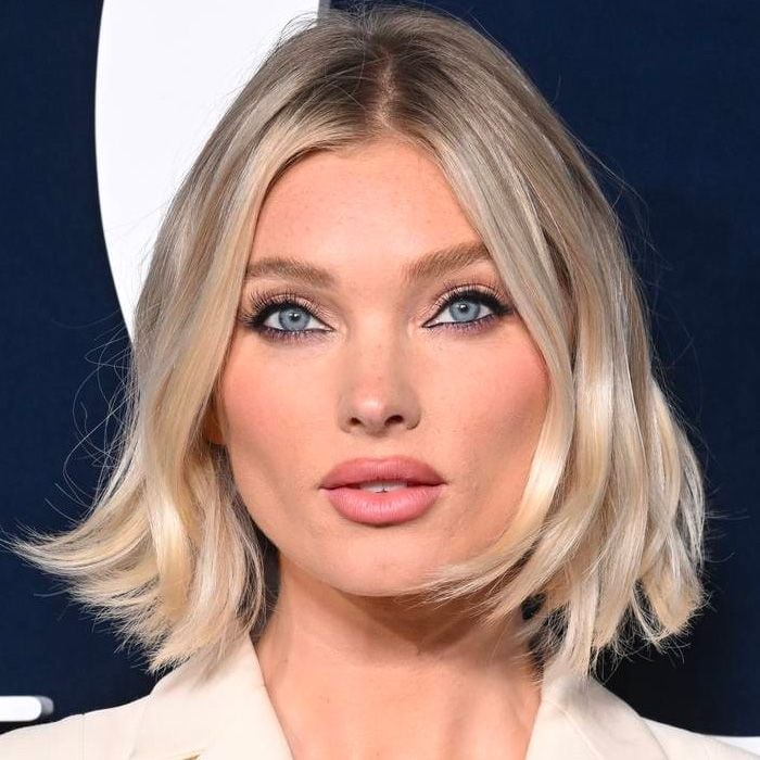 Chin Length Ash Blonde Bob With Sharp Cut Line Chin Length Ash Blonde Bob With Sharp Cut Line — Simple Bob with Highlights