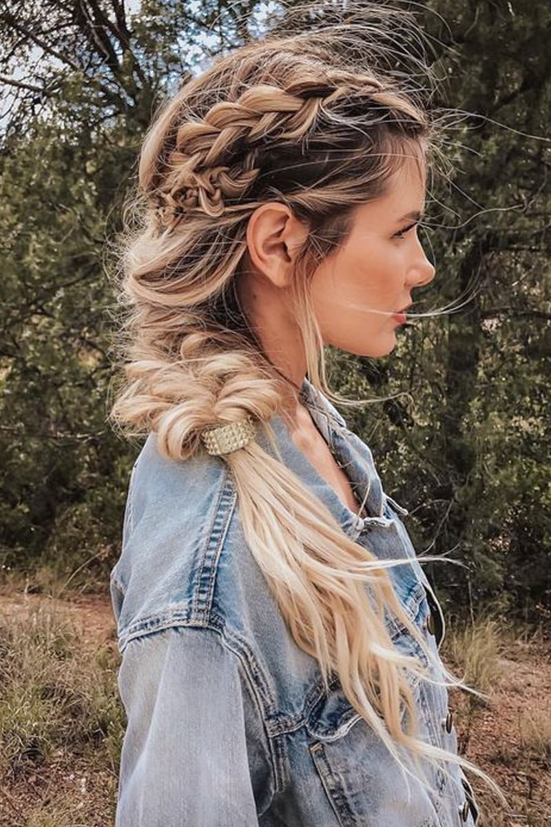 Loose Side Braid Ash Blonde With Face Framing Pieces — Simple Boho Braids