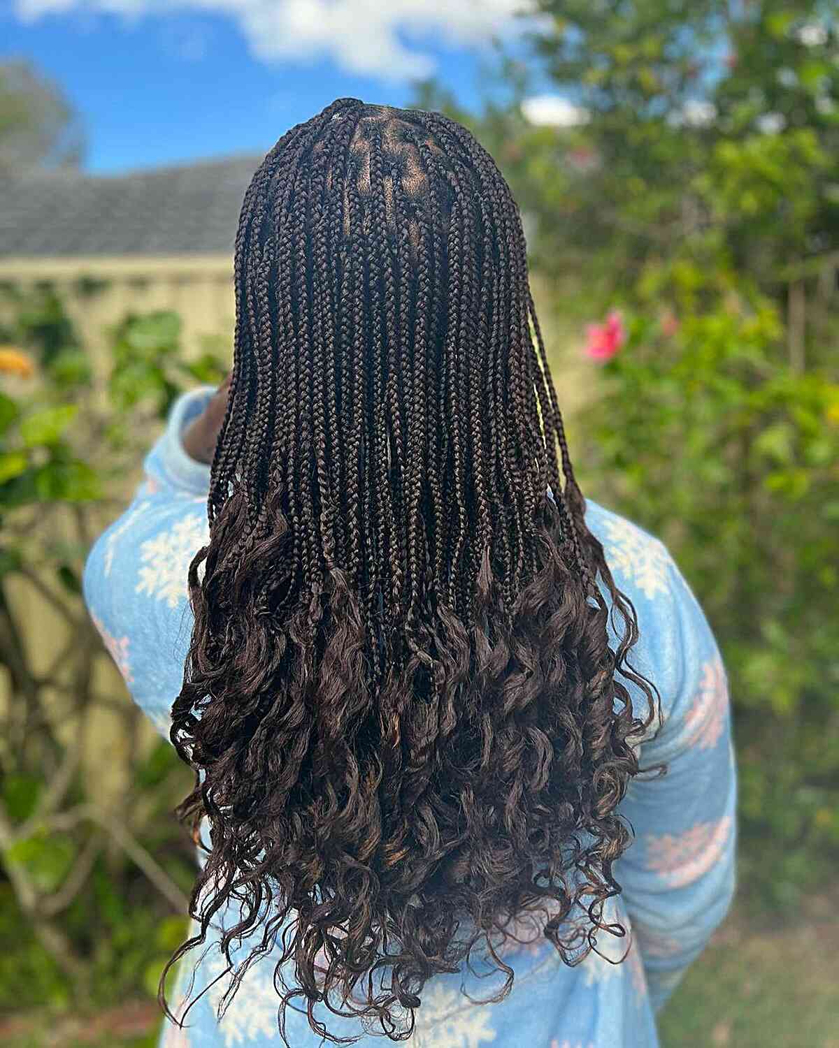 Mid-Back Small Knotless Braids — Simple Braids for Black Women