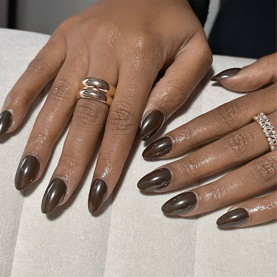 Medium Almond Rich Brown Chrome Effect Medium Almond Rich Brown Chrome Effect — Simple Brown Chrome Nails