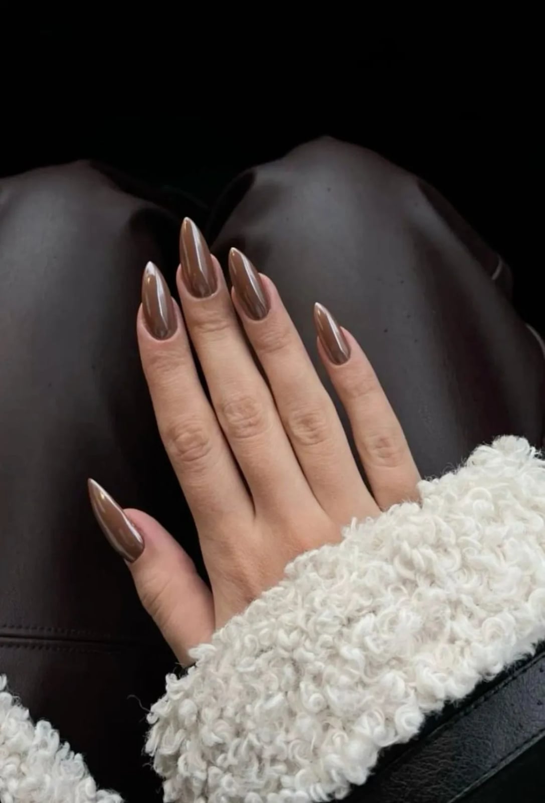 Deep Brown Chrome Long Stiletto Nails Deep Brown Chrome Long Stiletto Nails — Simple Brown Chrome Nails
