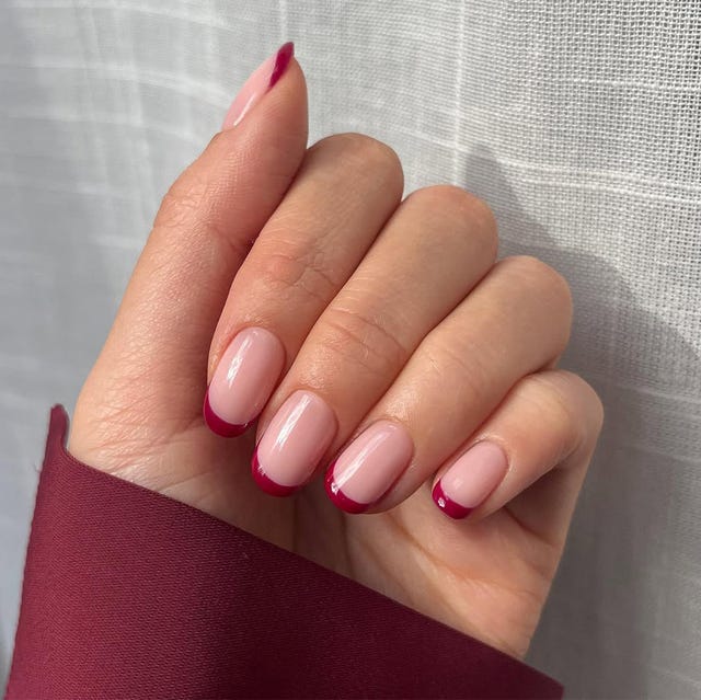 Short Oval Nails With Burgundy French Tips — Simple Burgundy Nails Design