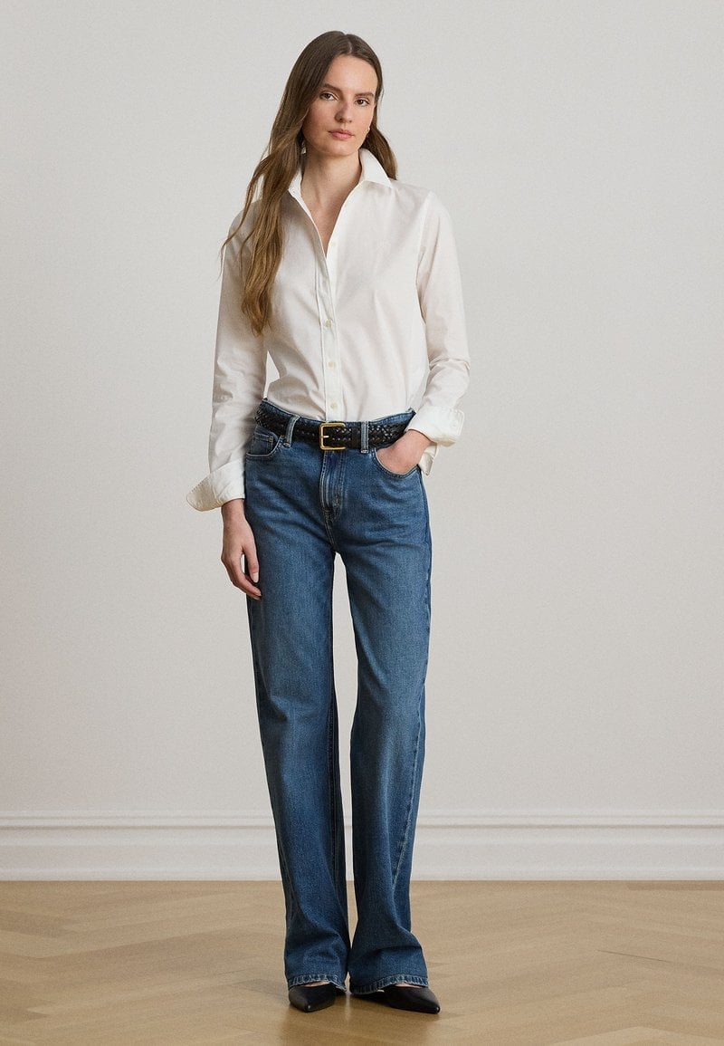Classic White Shirt With Blue Jeans And Braided Belt — Simple Button Down Outfits