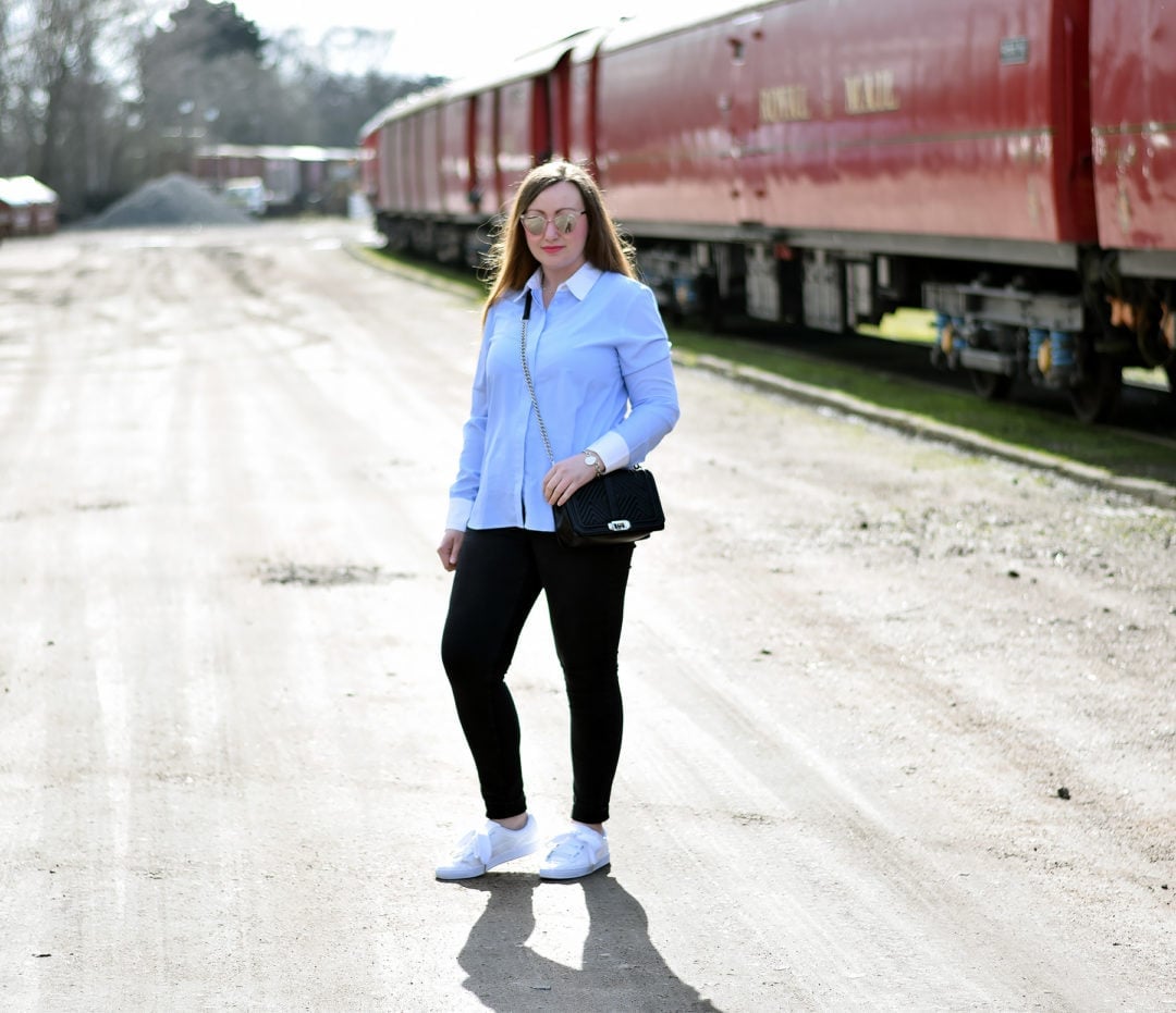 Fitted Light Blue Shirt With Black Skinny Jeans — Simple Button Down Outfits