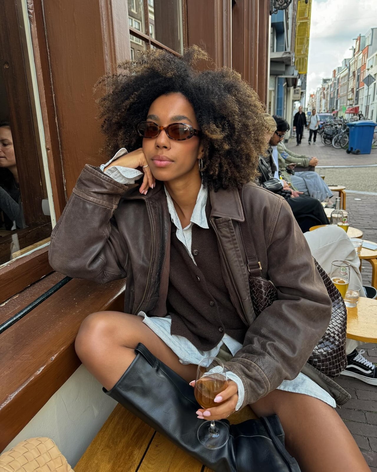 Brown Cardigan Under Leather Jacket Brown Cardigan Under Leather Jacket — Simple Cardigan Outfits Ideas