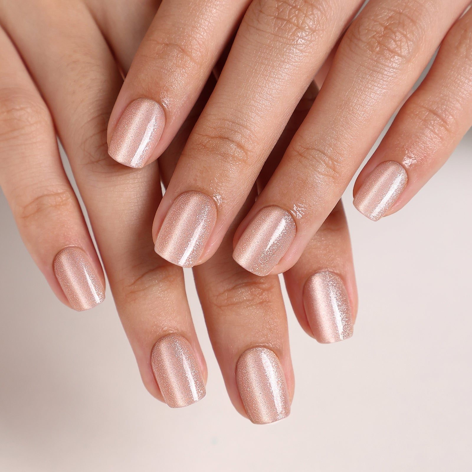 Short Square Champagne Pink Cat-Eye Nails Short Square Champagne Pink Cat-Eye Nails — Simple Champagne Nails