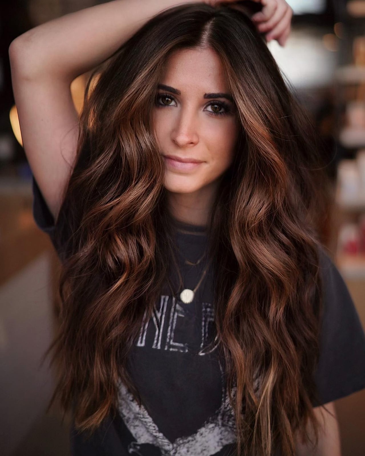 Mid-Back Glossy Waves With Long Layers Mid-Back Glossy Waves With Long Layers — Simple Chestnut Hair