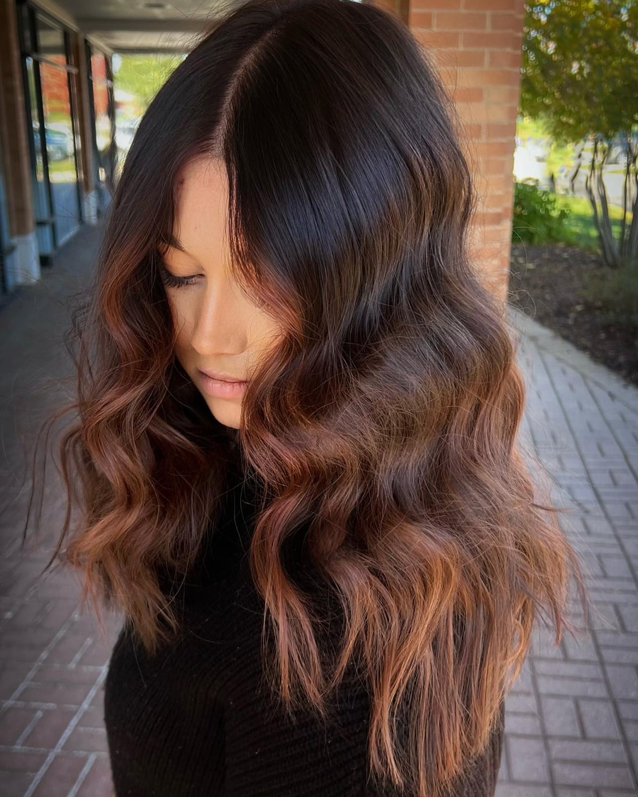 Mid-Back Waves With Glossy Finish, Chestnut Brown Mid-Back Waves With Glossy Finish, Chestnut Brown — Simple Chestnut Hair