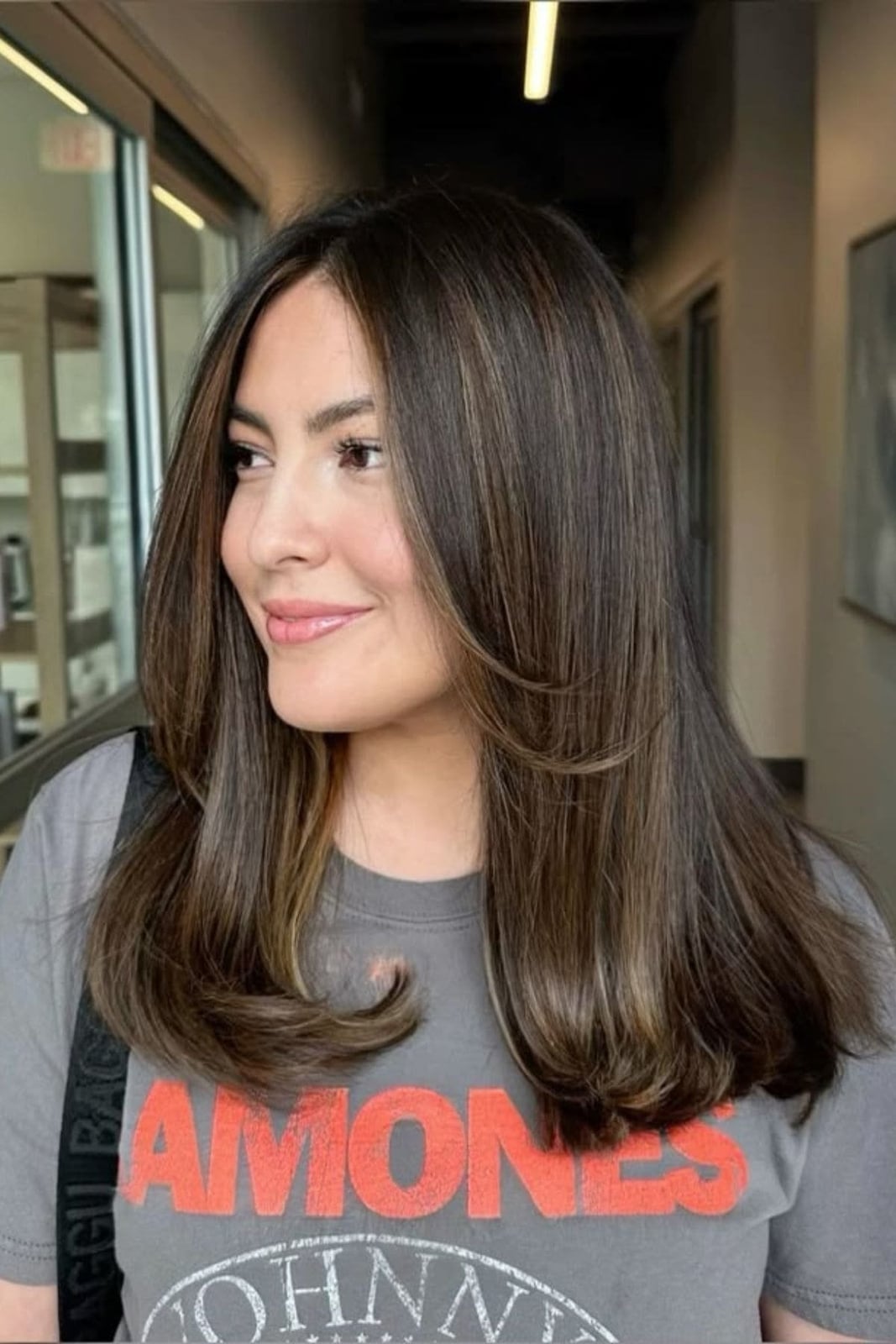 Dark Brown Base With Caramel Balayage And Curtain Bangs Dark Brown Base With Caramel Balayage And Curtain Bangs — Simple Chocolate Balayage