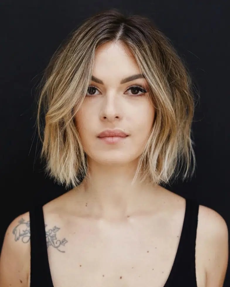 Dark Blonde Bob With Balayage And Textured Ends Dark Blonde Bob With Balayage And Textured Ends — Simple Choppy Bob