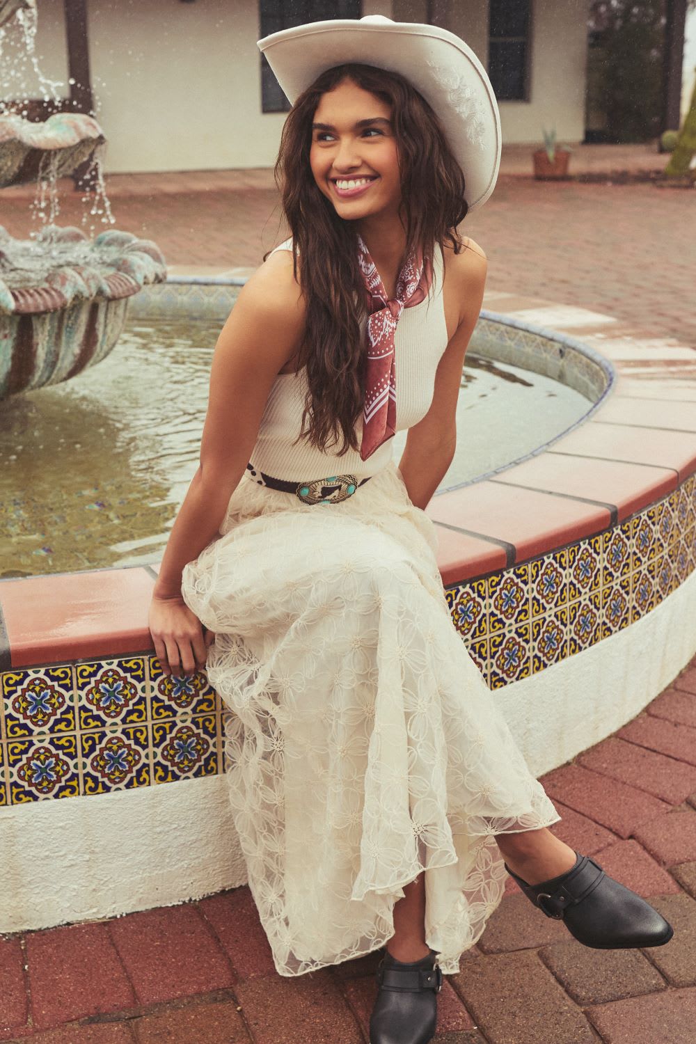 Ribbed Tank and Lace Maxi Skirt with Cowboy Hat Ribbed Tank and Lace Maxi Skirt with Cowboy Hat — Simple Cowboy Hat Outfits