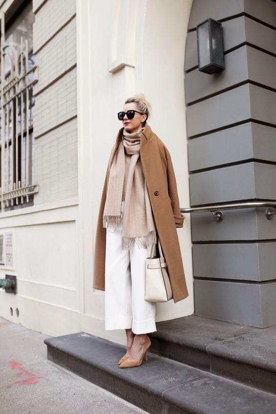White Culottes With A Camel Coat And Turtleneck — Simple Culottes Outfits