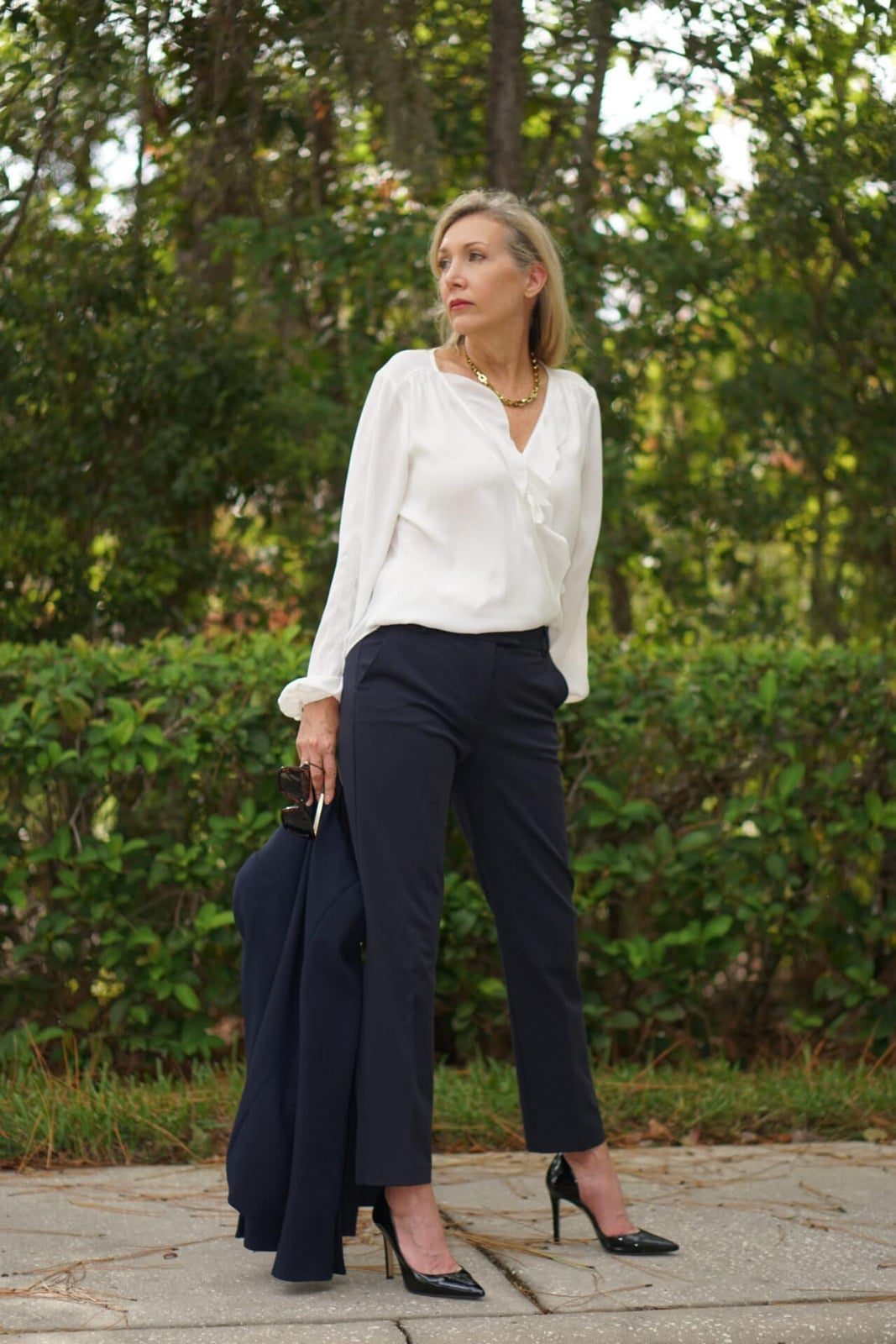 White Blouse With Navy Trousers White Blouse With Navy Trousers — Simple Dinner Outfits