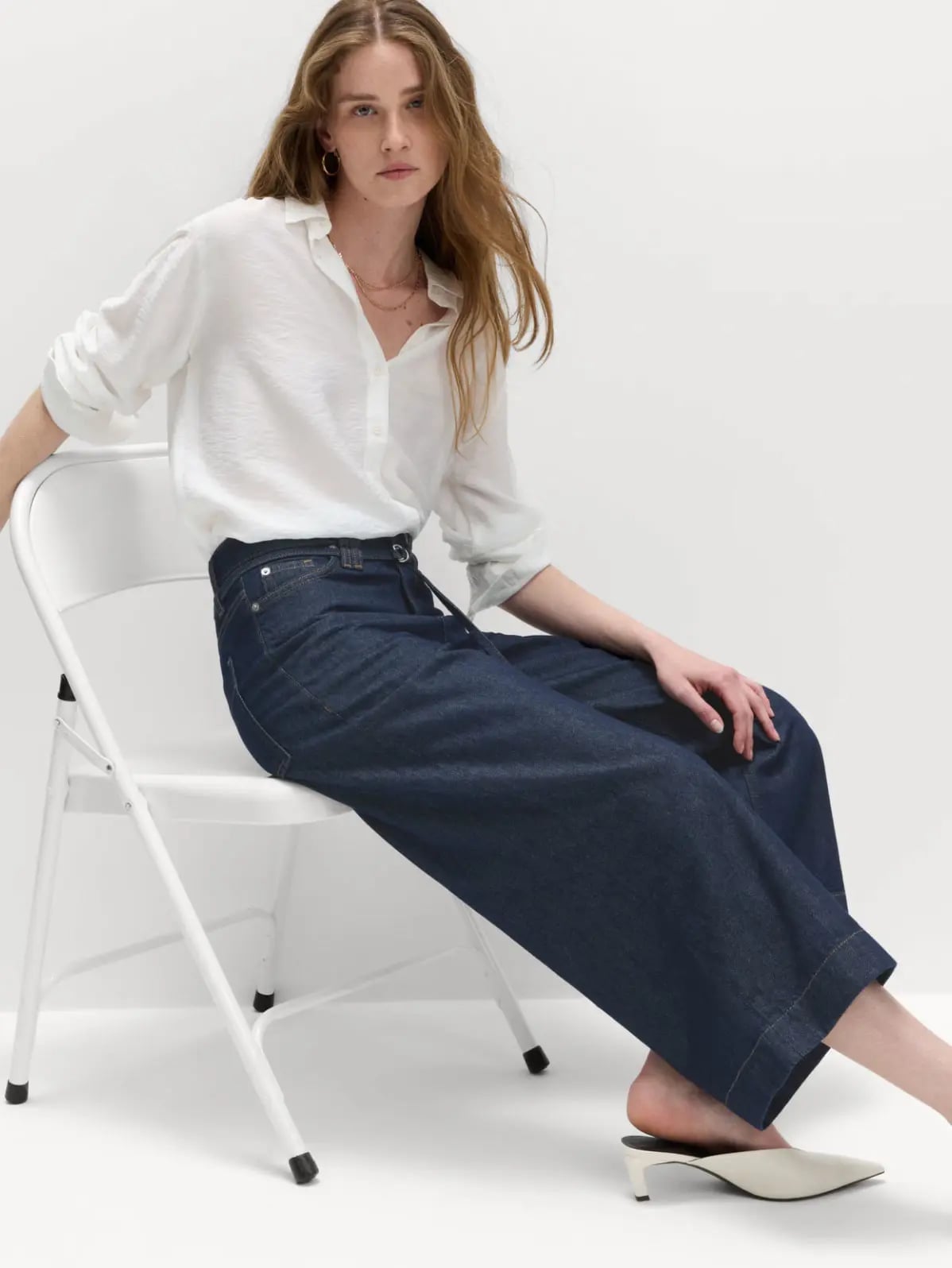 White Textured Shirt With Wide Leg Jeans White Textured Shirt With Wide Leg Jeans — Simple Dinner Outfits