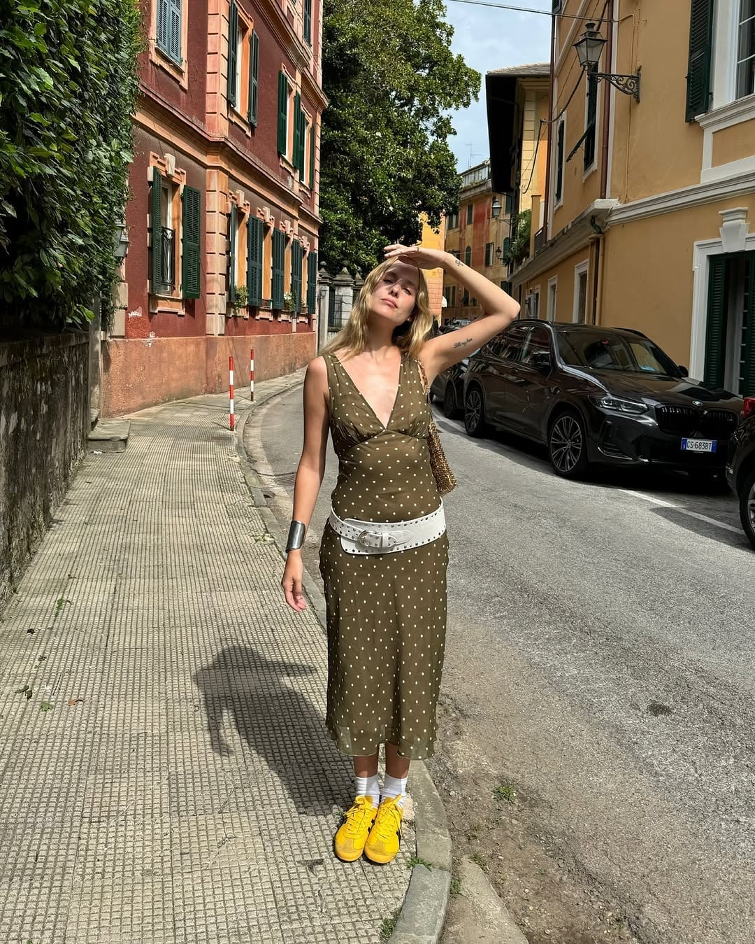 Polka Dot Midi Dress With Yellow Sneakers — Simple Dress with Sneakers
