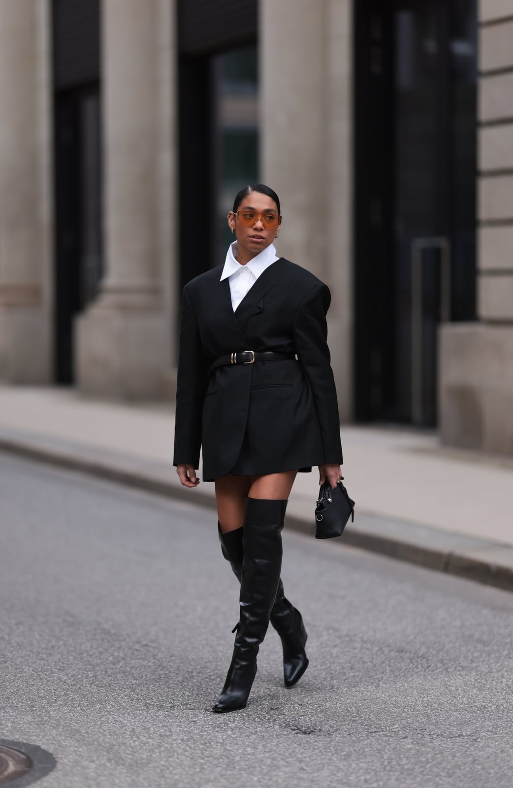 Black Blazer Dress with Black Knee-High Boots — Simple Dresses and Boots Outfit