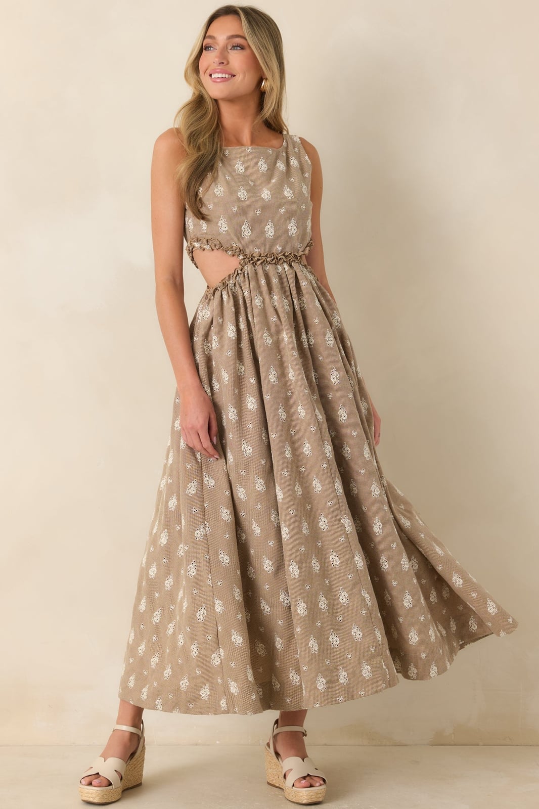 Beige Sleeveless Midi Dress with Cut-Out Waist Beige Sleeveless Midi Dress with Cut-Out Waist — Simple Dresses to Wear