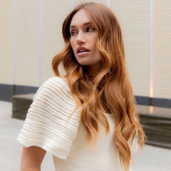 Long Copper Red Loose Waves With Blonde Highlights Long Copper Red Loose Waves With Blonde Highlights — Simple Extensions Hairstyles