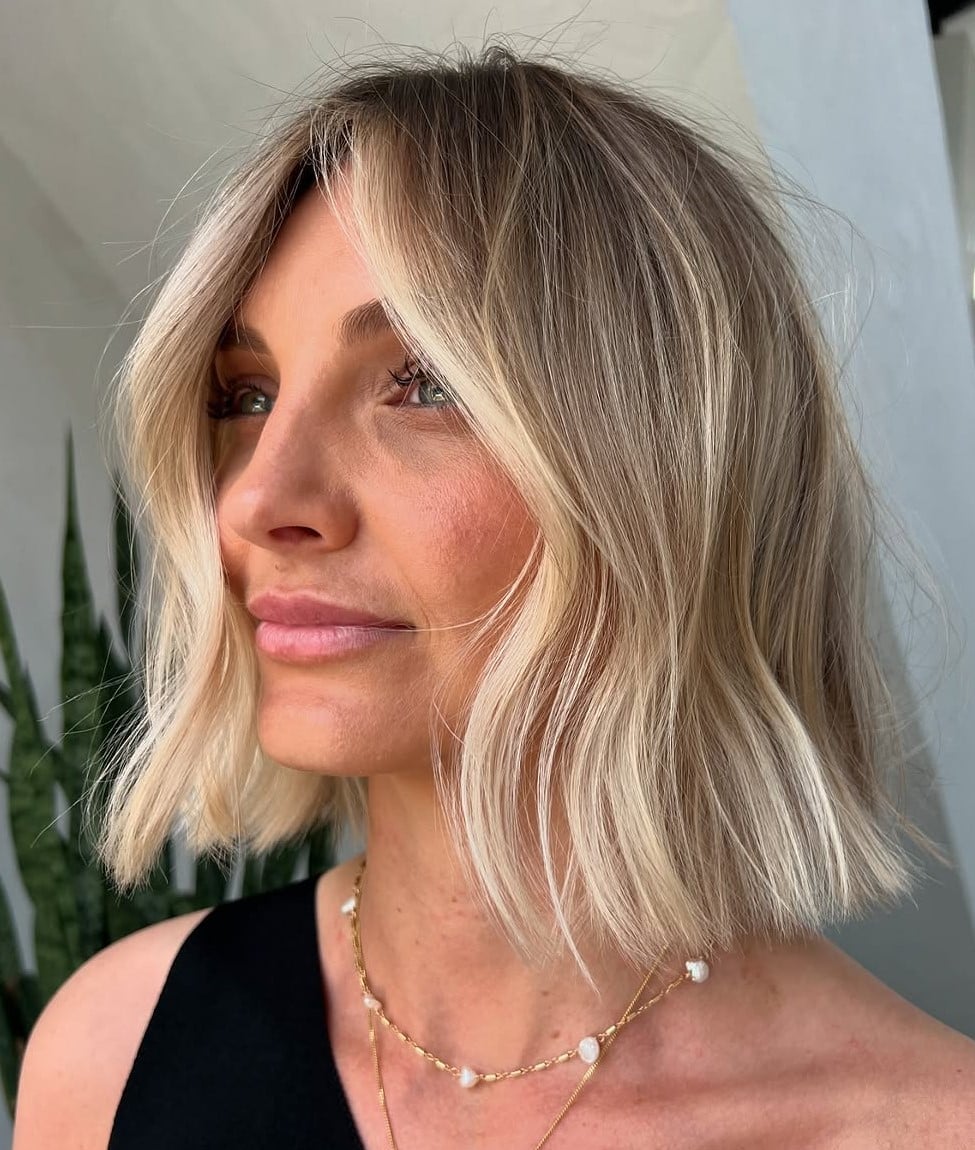 Angled Bob With Face-Framing Layers And Bangs Angled Bob With Face-Framing Layers And Bangs — Simple Face Framing Highlights