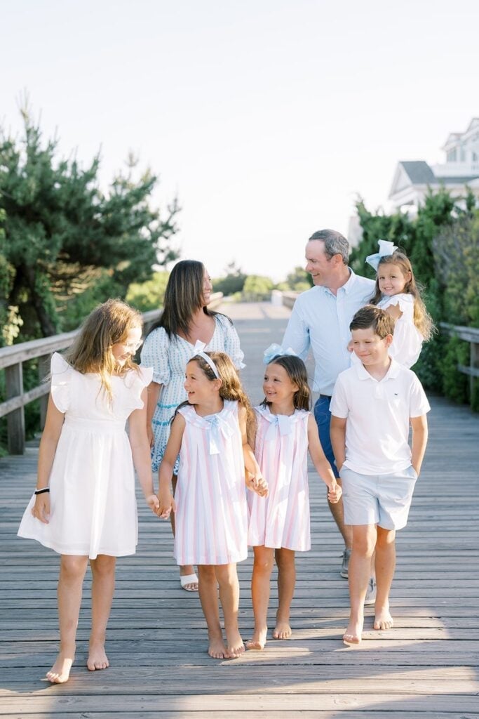 Pastel Outfits for a Relaxed Boardwalk Family Gathering Pastel Outfits for a Relaxed Boardwalk Family Gathering — Simple Family Photo Outfits
