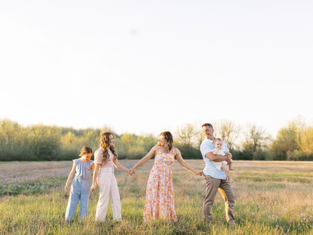 Pastel and Denim Coordinated Outfits for Outdoor Family Photos Pastel and Denim Coordinated Outfits for Outdoor Family Photos — Simple Family Photo Outfits