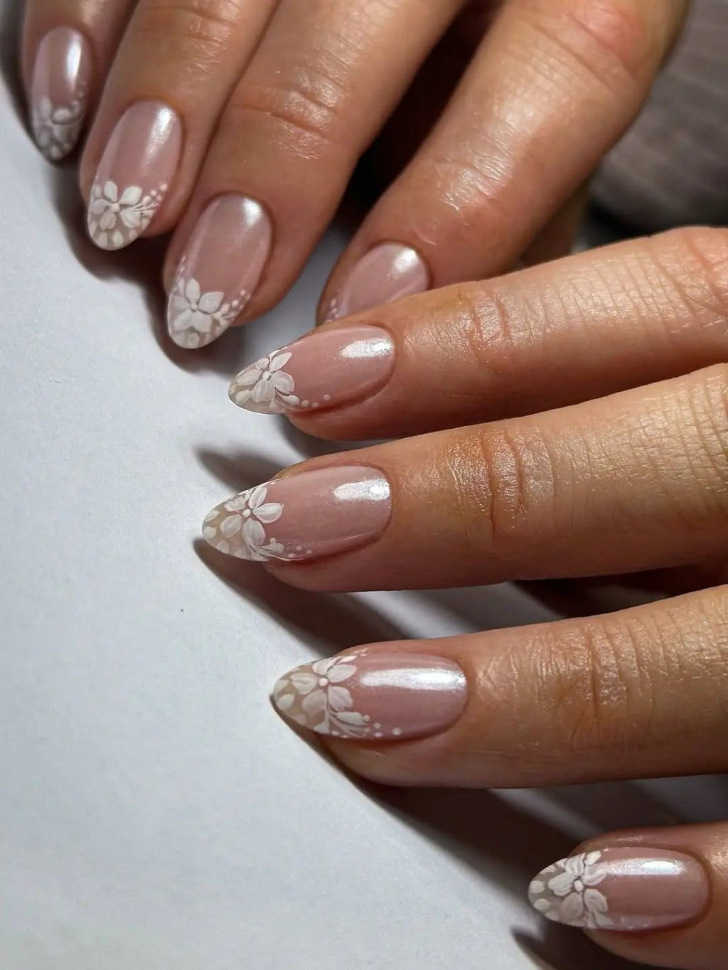 White Floral French Medium Almond Nails, Close-Up Take White Floral French Medium Almond Nails, Close-Up Take — Simple French Nails