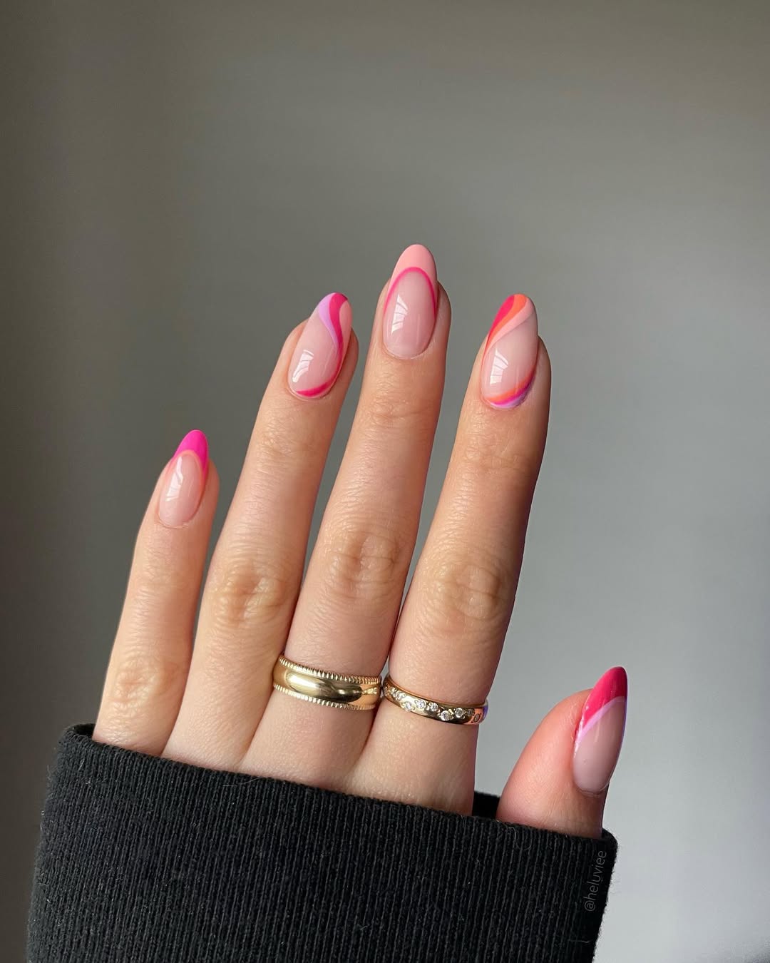 Medium Oval Black Line French Tips Medium Oval Black Line French Tips — Simple French Tip Nails