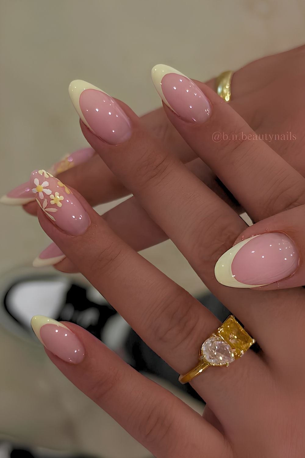 Medium Almond Yellow French Tips With Floral Art, Close-Up Take Medium Almond Yellow French Tips With Floral Art, Close-Up Take — Simple French Tip Nails