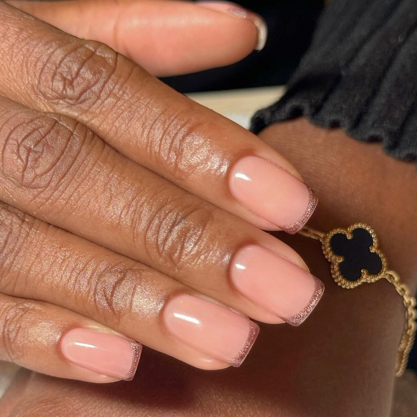 Short Square Rose Gold Glitter French Tips Short Square Rose Gold Glitter French Tips — Simple French Tip Nails