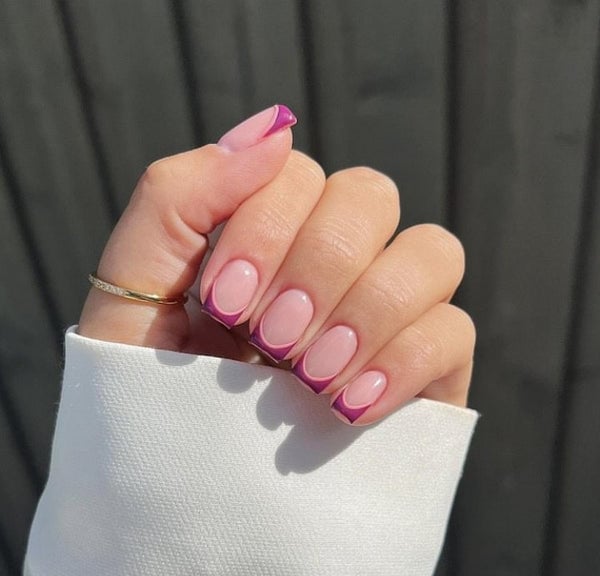 Short Oval Vibrant Purple French Tips Short Oval Vibrant Purple French Tips — Simple French Tip Nails